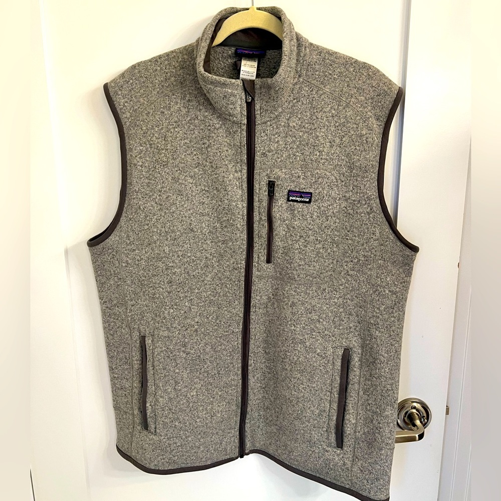 Patagonia Men’s Heather Gray Vest
